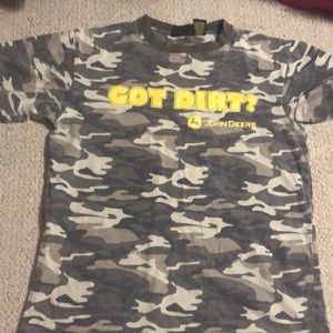 John Deere Shirts & Tops - Boys John Deere T-shirt John Deere Shirts & Tops - Boys John Deere T-shirt